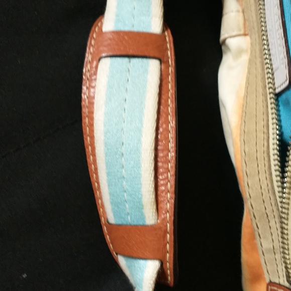 Coach - Picture 6 of 8